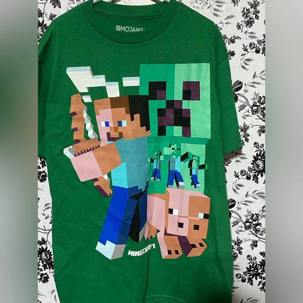 Minecraft kids T shirt size L 10/12